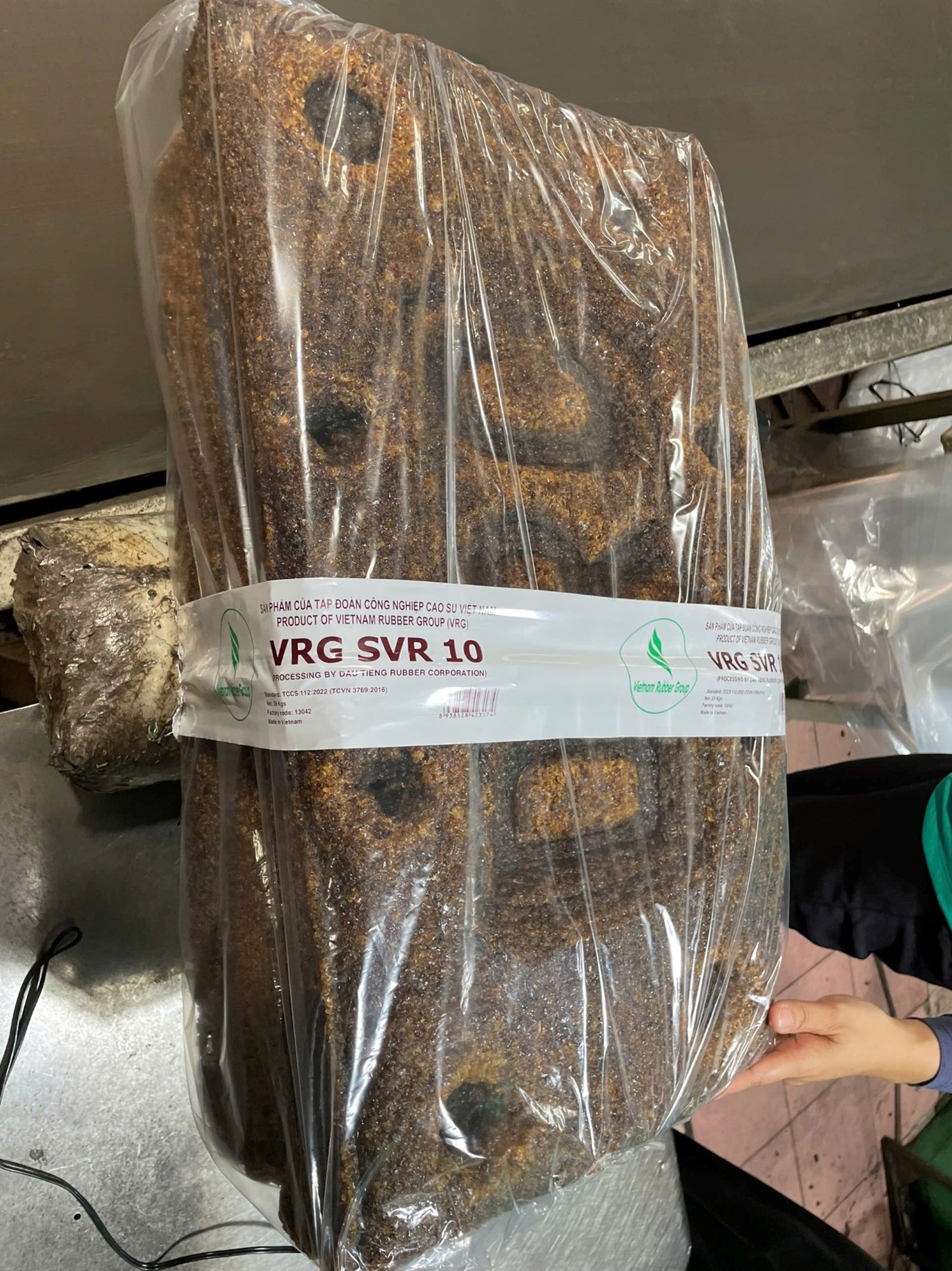 Mủ SVR 10 (Gia công tại Công Ty Cổ Phần Cao Su Đồng Phú) - DTKRA