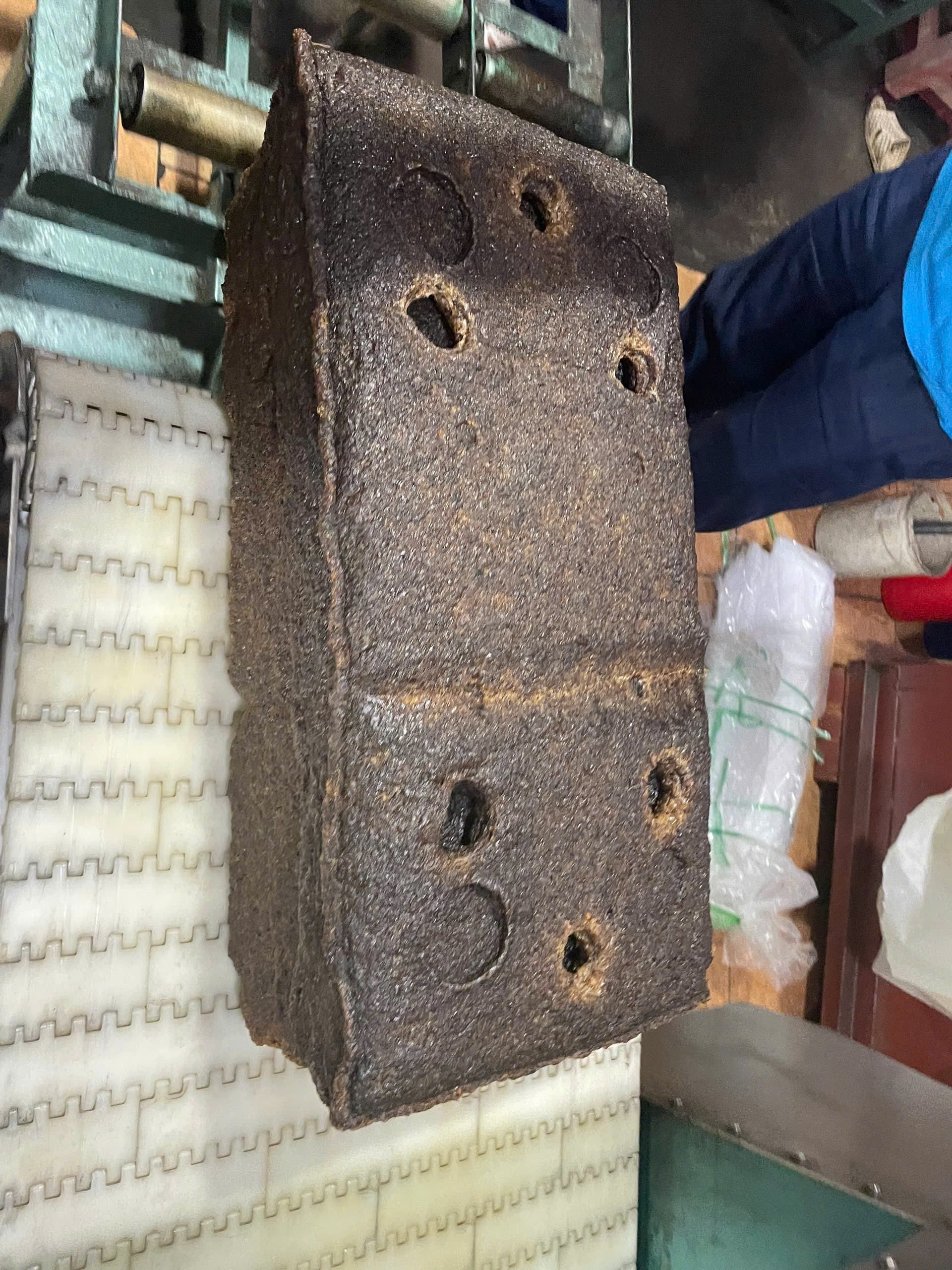 Mủ SVR 10 (Gia công tại Công Ty Cổ Phần Cao Su Đồng Phú) - DTKRA